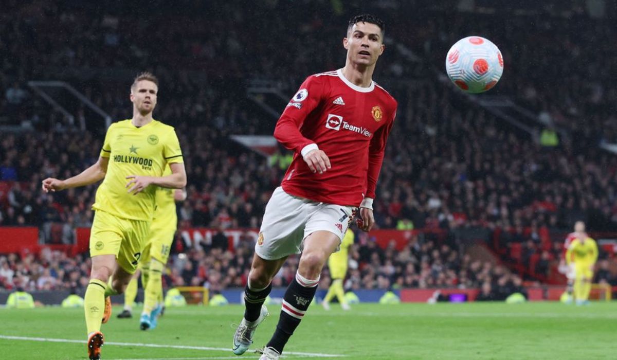 Manchester United v Brentford